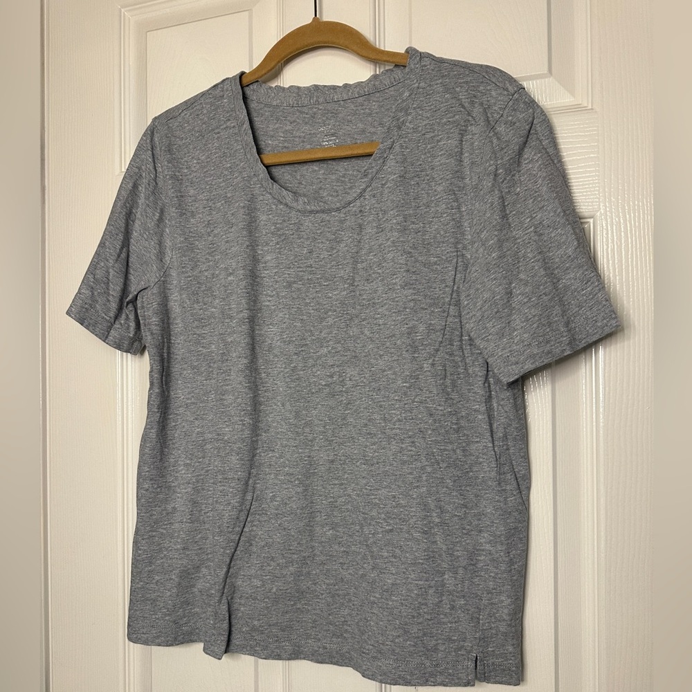 Jockey Women’s Gray T-Shirt - Size Small - Picture 2 of 5